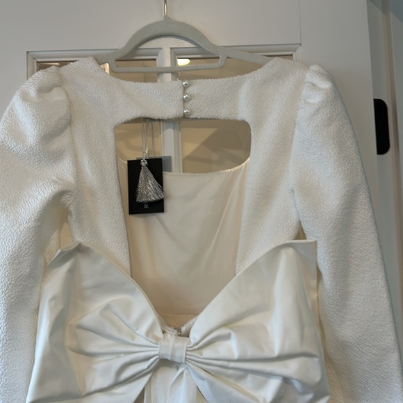 Antonio Melani x Born on Fifth Grace Long Sleeve Bow Detail Dress Size 4 NWT - Picture 7 of 9